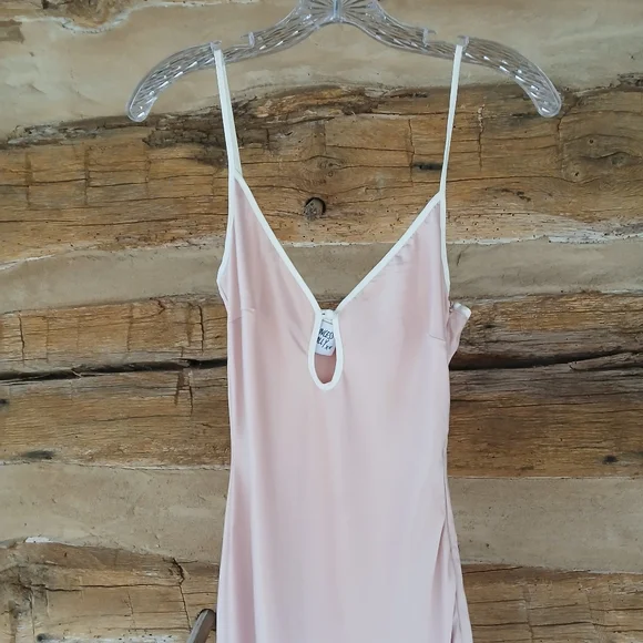 Princess Polly Pink V Neck Maxi Slip Dress Size 2 - Picture 2 of 9